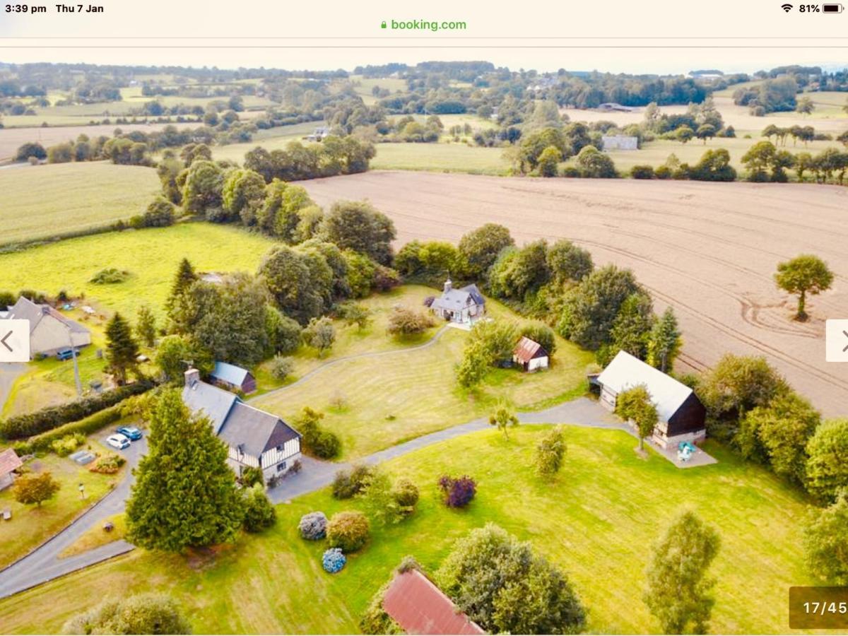 Maison Mai Or La Petite Maison Mai Or La Petite Grange Or All Three La Chapelle-Uree ภายนอก รูปภาพ